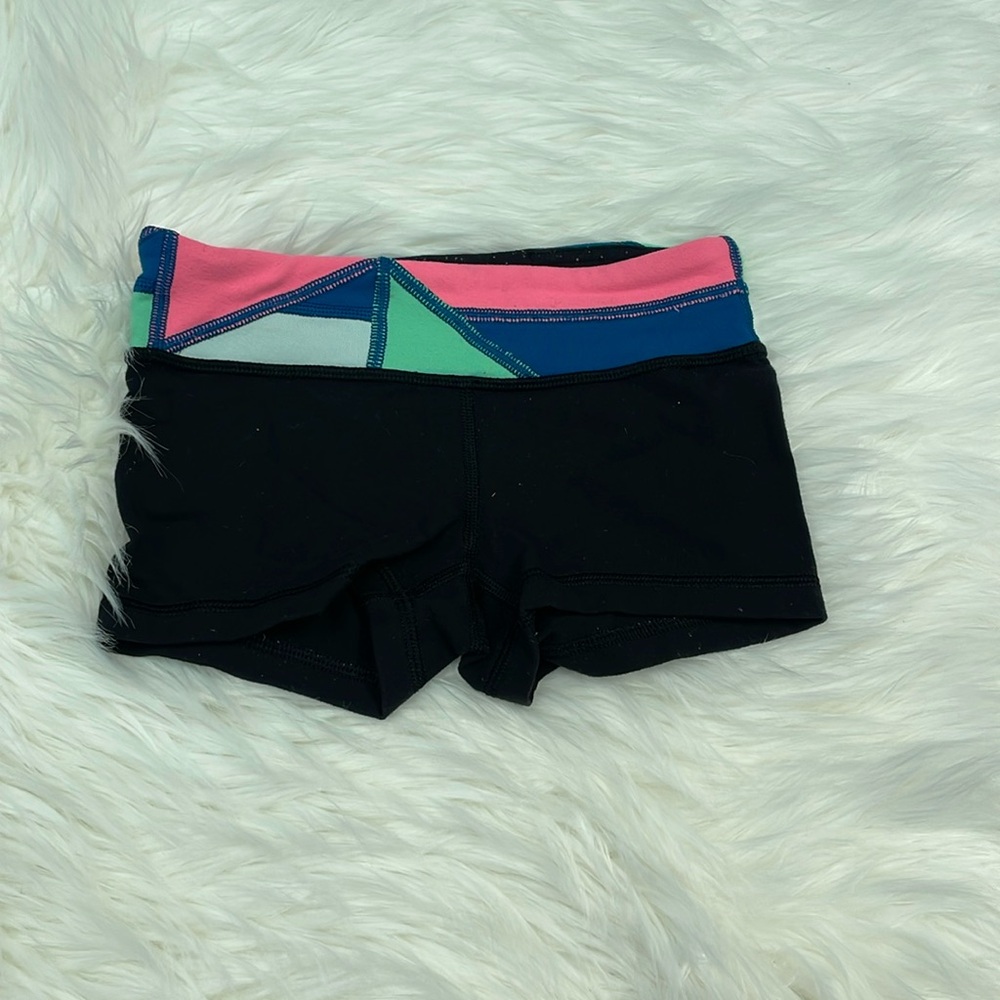 Ivivva size 4 shorts